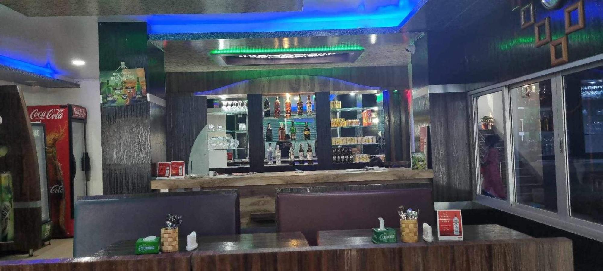 Hotel Samrat Inn Pvt Ltd Lahan Eksteriør billede